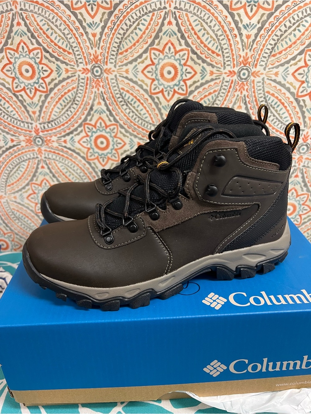 Columbia Newton Ridge Plus ll - Waterproof Boots Size Men’s 10